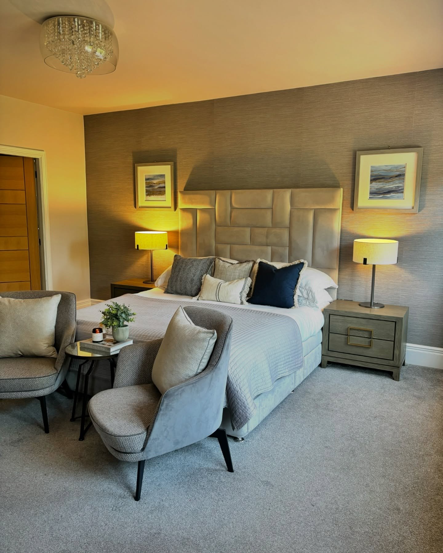 How to Decorate a Bedroom: Pro Tips and Tricks