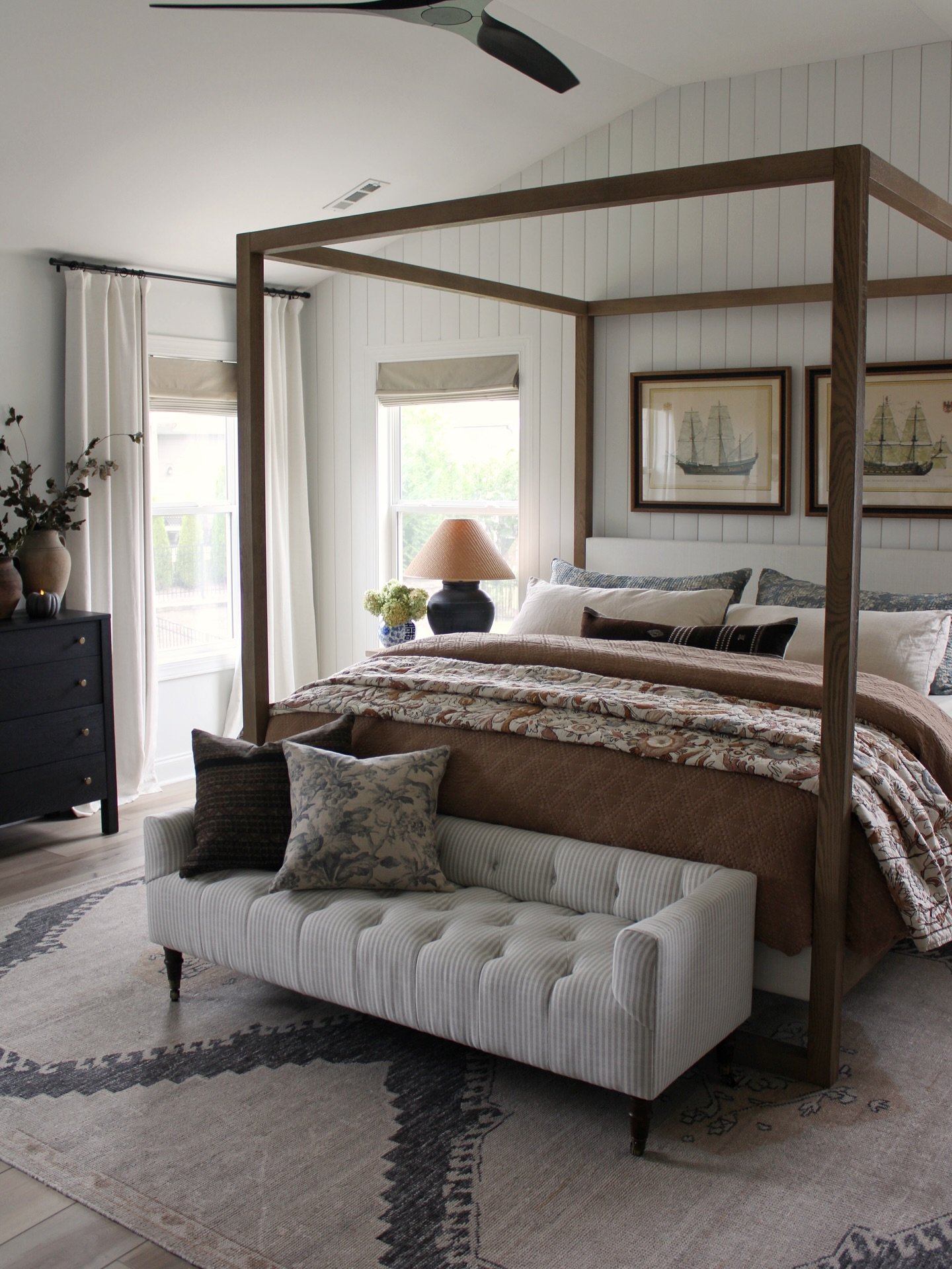 17 Pottery Barn Bedroom Ideas for Cozy & Timeless Style