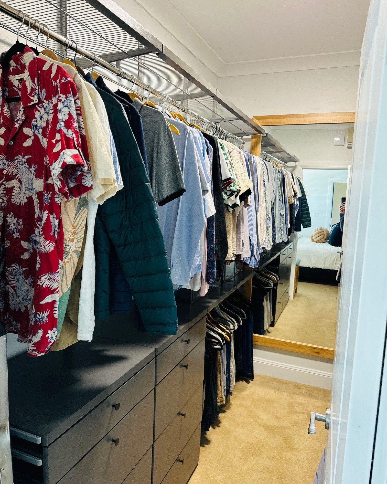15 Genius Narrow Closet Ideas to Maximize Space & Stay Stylish